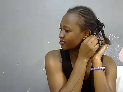 Petite_Ebony10's Live XXX Chat
