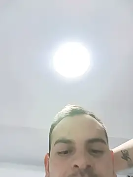Edwin_Q Live XXX-Chat