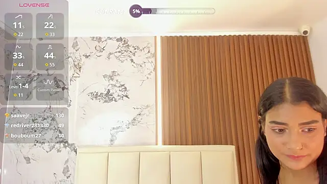 NINAMARTINS 即時 XXX 聊天