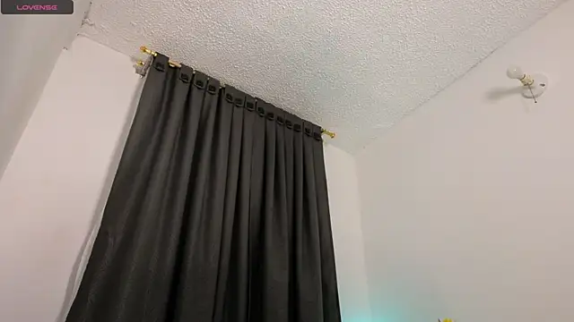 sexyladyy_'s Live XXX Chat