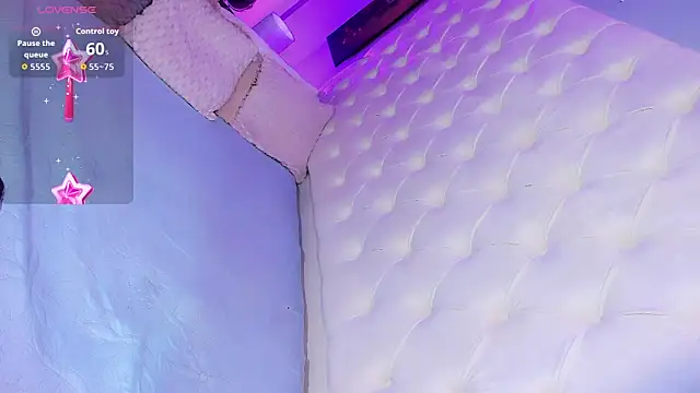 Chatroom XXX en direct de HottSalomee