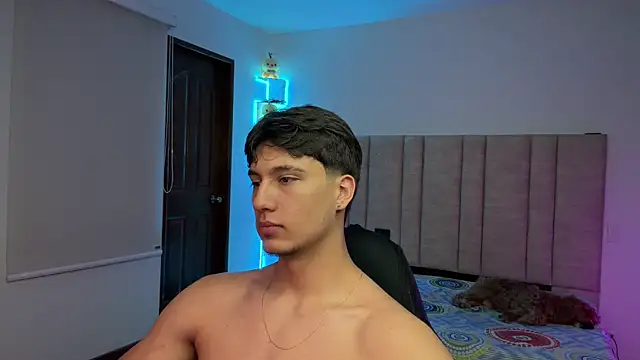 Chat XXX en directo de CHRIS_MORGAN1