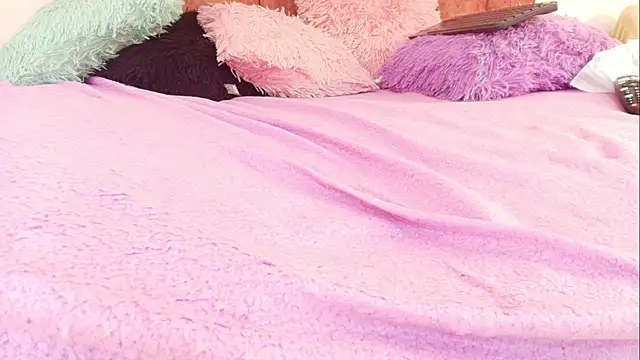 Chat +18 de Mia_Nasty_Dirty ao vivo