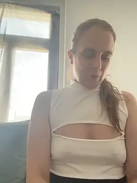 Chantalee XXX чат на живо