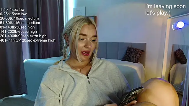 Chat +18 de Eva___forever ao vivo