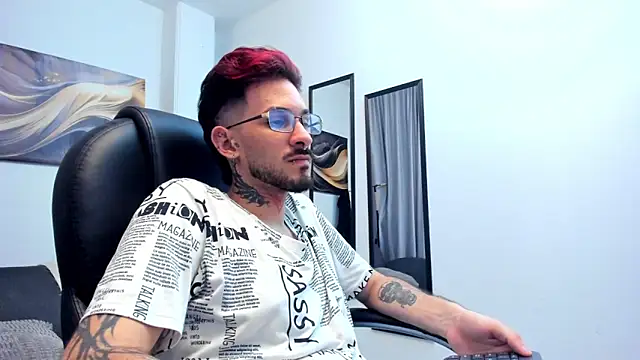 Chat +18 de Jonathan_Soto ao vivo