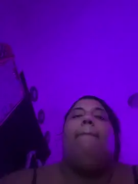 Chat XXX en directo de 1n0nlythroat