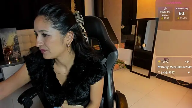 Chat +18 de Vicky_Angeel ao vivo