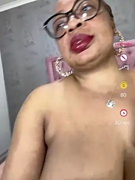 Chat +18 de VixenRoyaleX ao vivo