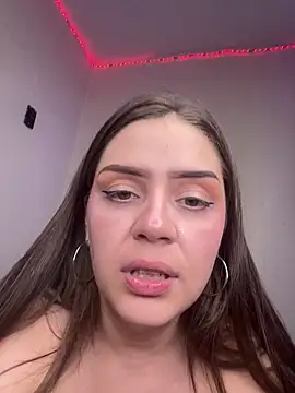 XXX chat uživo modela Fitkitten