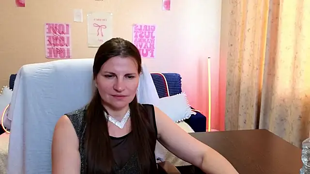 Mirabelle_Velvet – Naživo XXX chat
