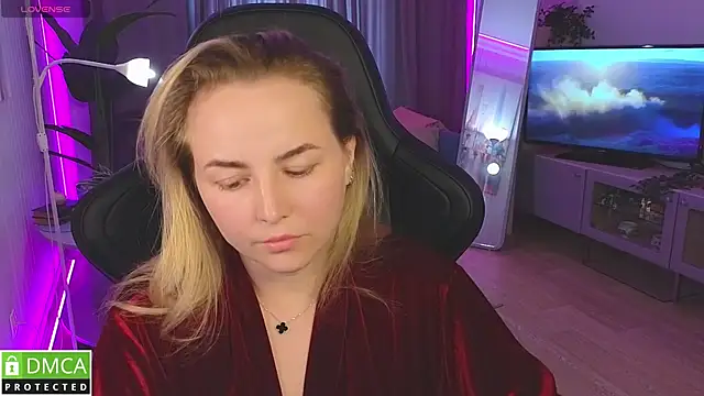 Mira_Mermayd's Live XXX Chat