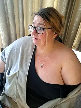 Czat XXX na żywo – Iceprincess2bad4u
