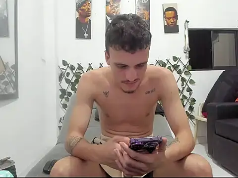 Latins_Boss 라이브 XXX 채팅