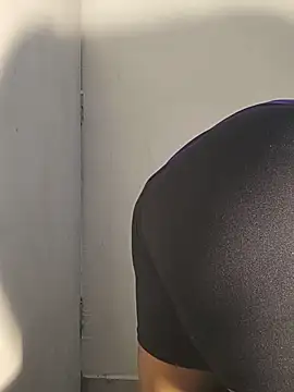 DIRTYSECRET_QUEEN_07 XXX чат на живо