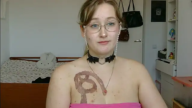yourcherry3's Live XXX Chat