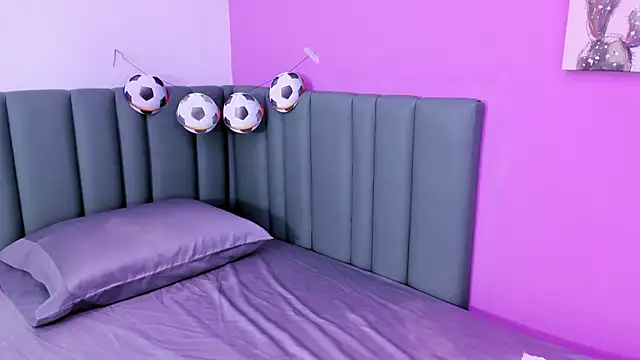 Maddy_red_'s Live XXX Chat