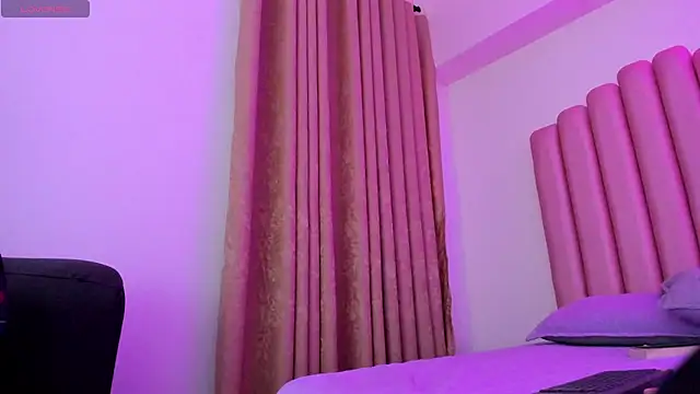 Lana_fox01's Live XXX Chat