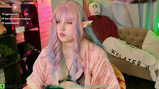 Chat +18 de Candy-yeah ao vivo