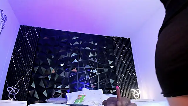 AnaiaClarck – Naživo XXX chat