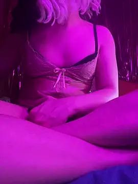 Czat XXX na żywo – MotherElektra7