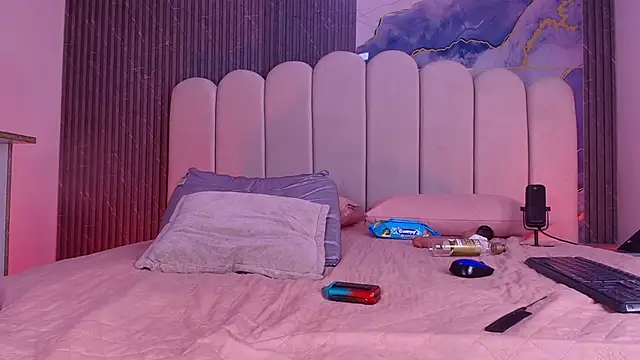 abbyrouss_ élő XXX-chatje