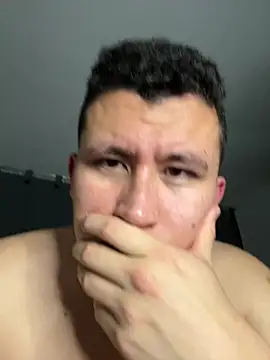 Kurtxxx22 Chat XXX live