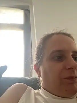 Chantalee live XXX chat