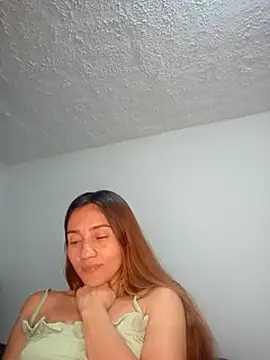 Chat +18 de isaa- ao vivo