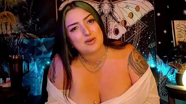 צ'אט XXX בשידור חי של ImKatMeow