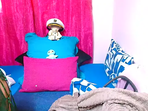 sluttyrox live XXX chat