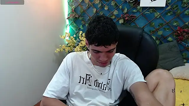 Hanx_Diincel – Naživo XXX chat