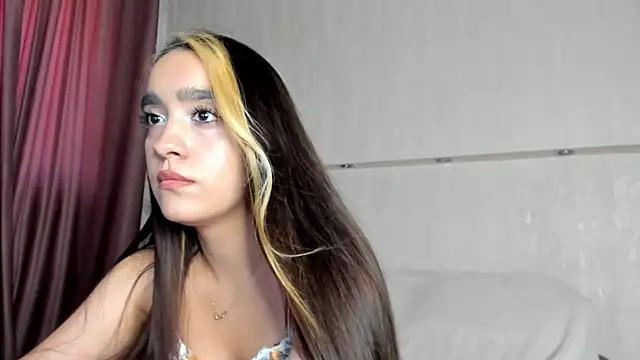 Chat +18 de Barbara_Rogerss ao vivo
