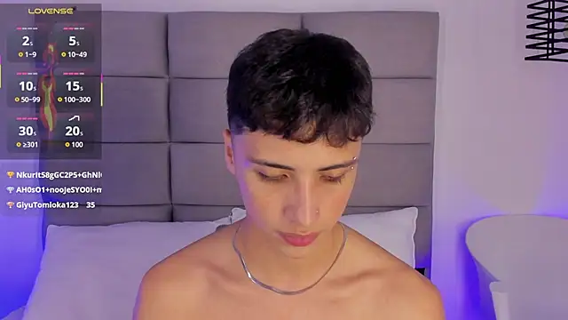 JoshClaarktt's Live XXX Chat