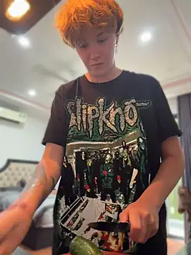 IceMur's Live XXX Chat
