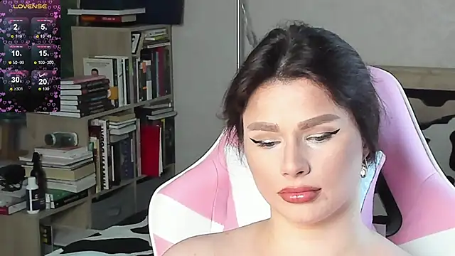 bbJ_one Adlı Modelin Canlı XXX Sohbeti