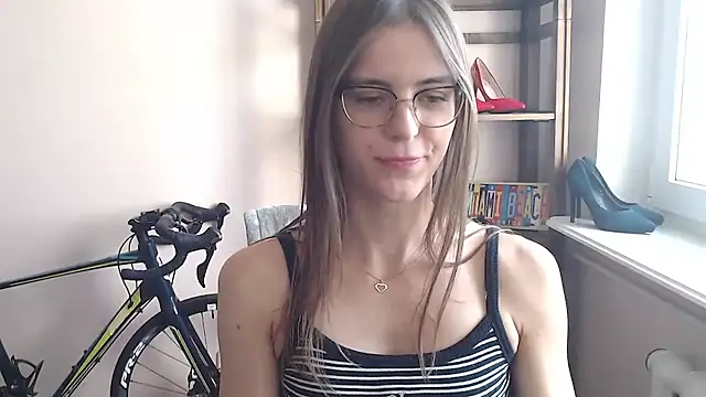 XXX chat uživo modela love_megi