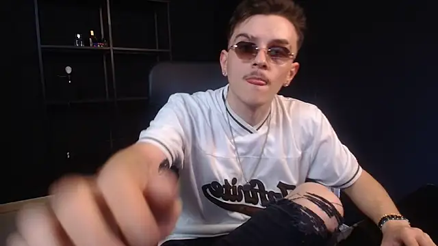FelixStarkk – Live XXX-chat