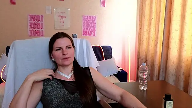 Mirabelle_Velvet's Live XXX Chat