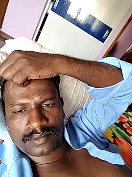 Paramkeerthi's Live XXX Chat