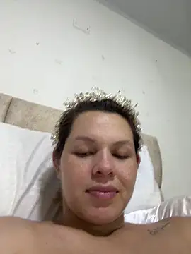 miacarrot Chat XXX live