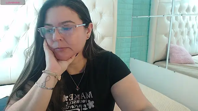 Chat +18 de MsJossie ao vivo