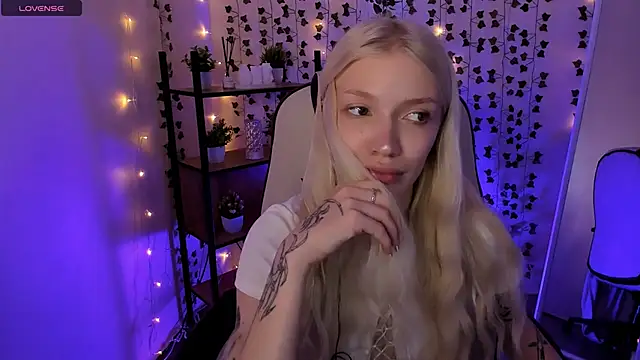 Chat +18 de AnyaTaylor_ ao vivo