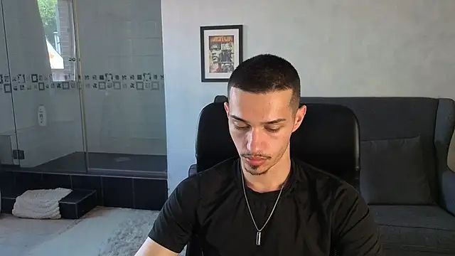Chat +18 de KaydenDrew ao vivo