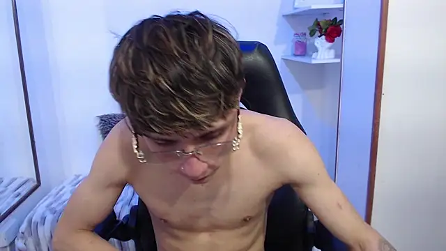 Yao_23 Live XXX Chat