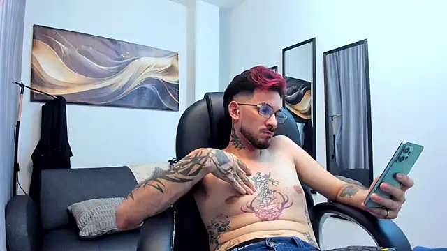 Jonathan_Soto Adlı Modelin Canlı XXX Sohbeti