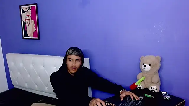 Онлайн чат XXX Angel_foxc13