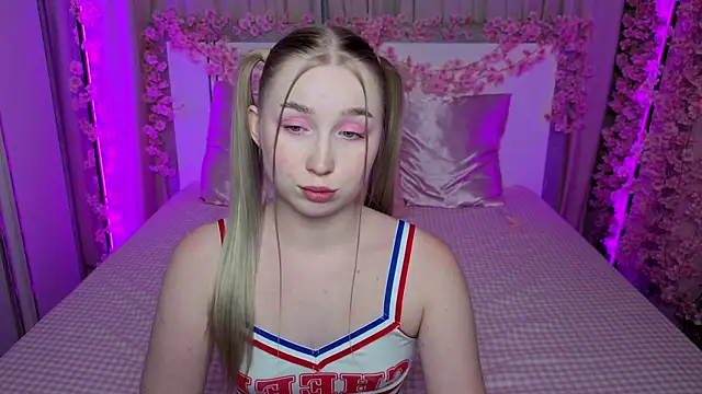צ'אט XXX בשידור חי של LilyStarlight