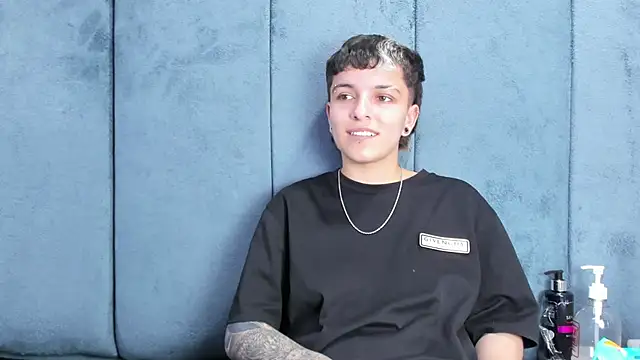 Megan_Thompson_'s Live XXX Chat