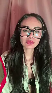 Chat +18 de _Lucycherry ao vivo